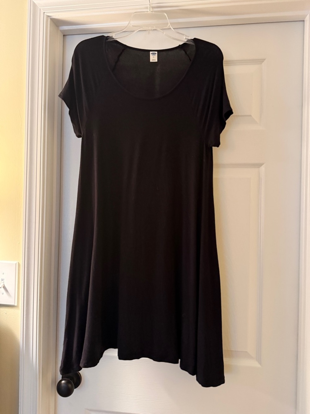 Old Navy Black Short-Sleeve Dress